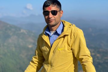 गाउँबाट विदेशिएकाहरूलाई गतिलो झापड: कृषक लक्ष्मण न्यौपानेको सफलताको कथा