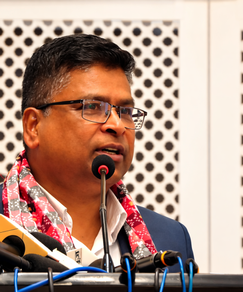 आयात घटाउन ९८ प्रकारका औषधि स्वदेशमै उत्पादन गर्न सरकारको आग्रह